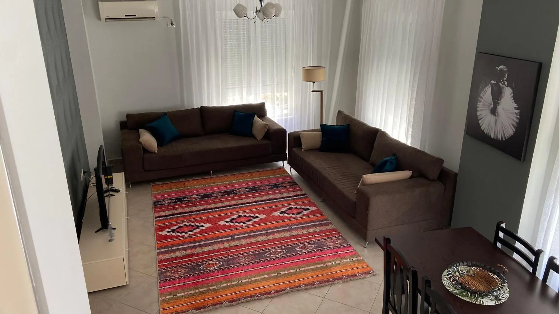 Tirana Contact Apartment 2
