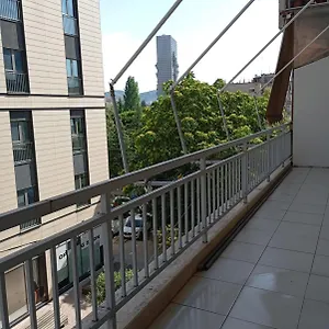 Hostal Sina, Tirana